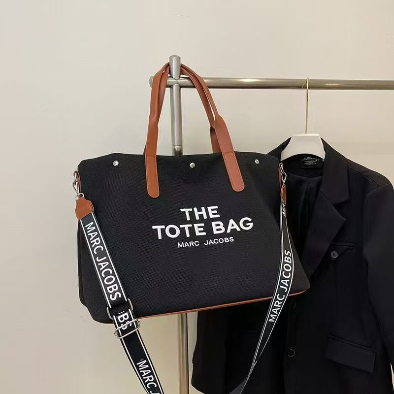 Marc Jacobs the tote bag