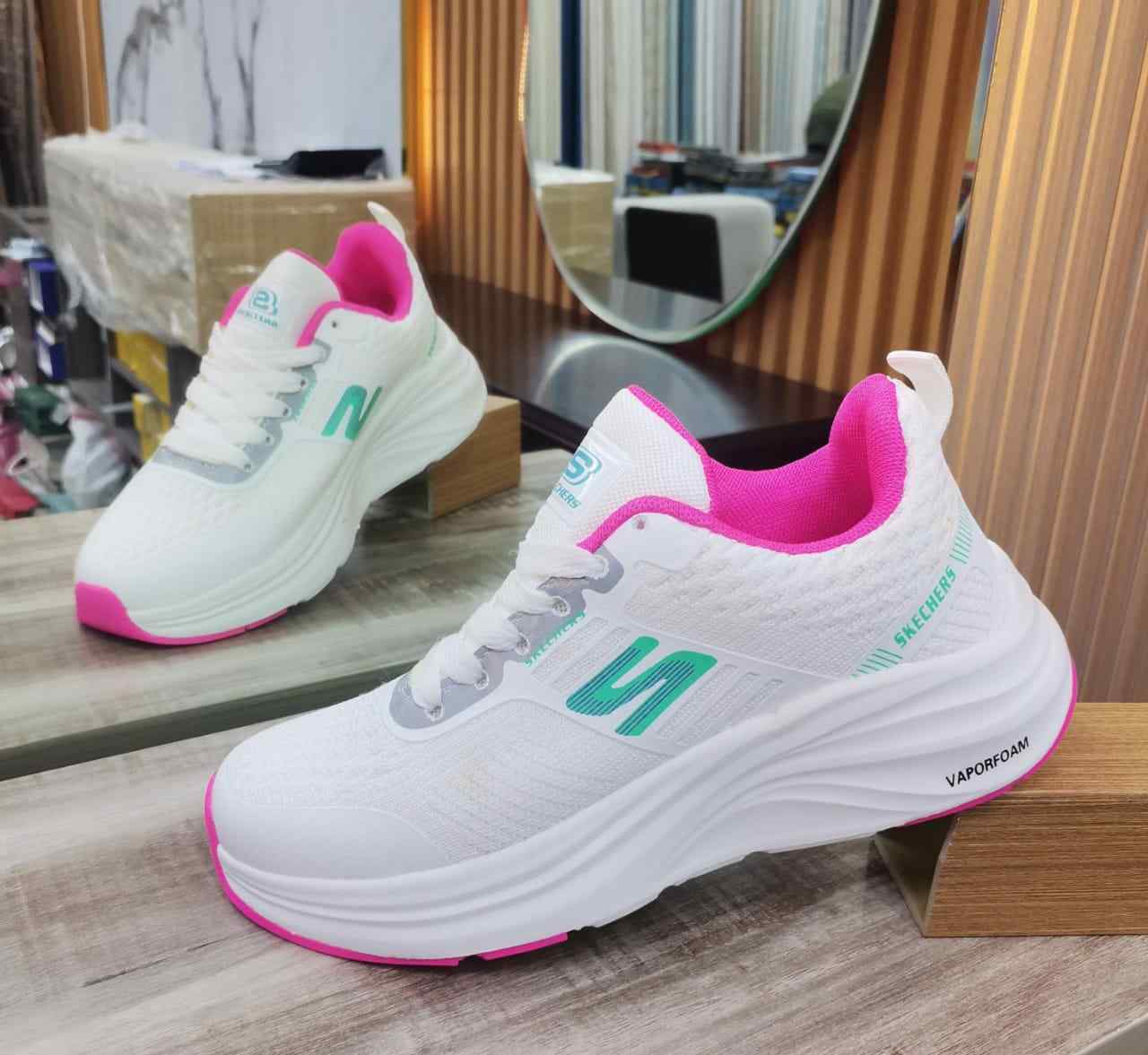 Sketchers Ladies
