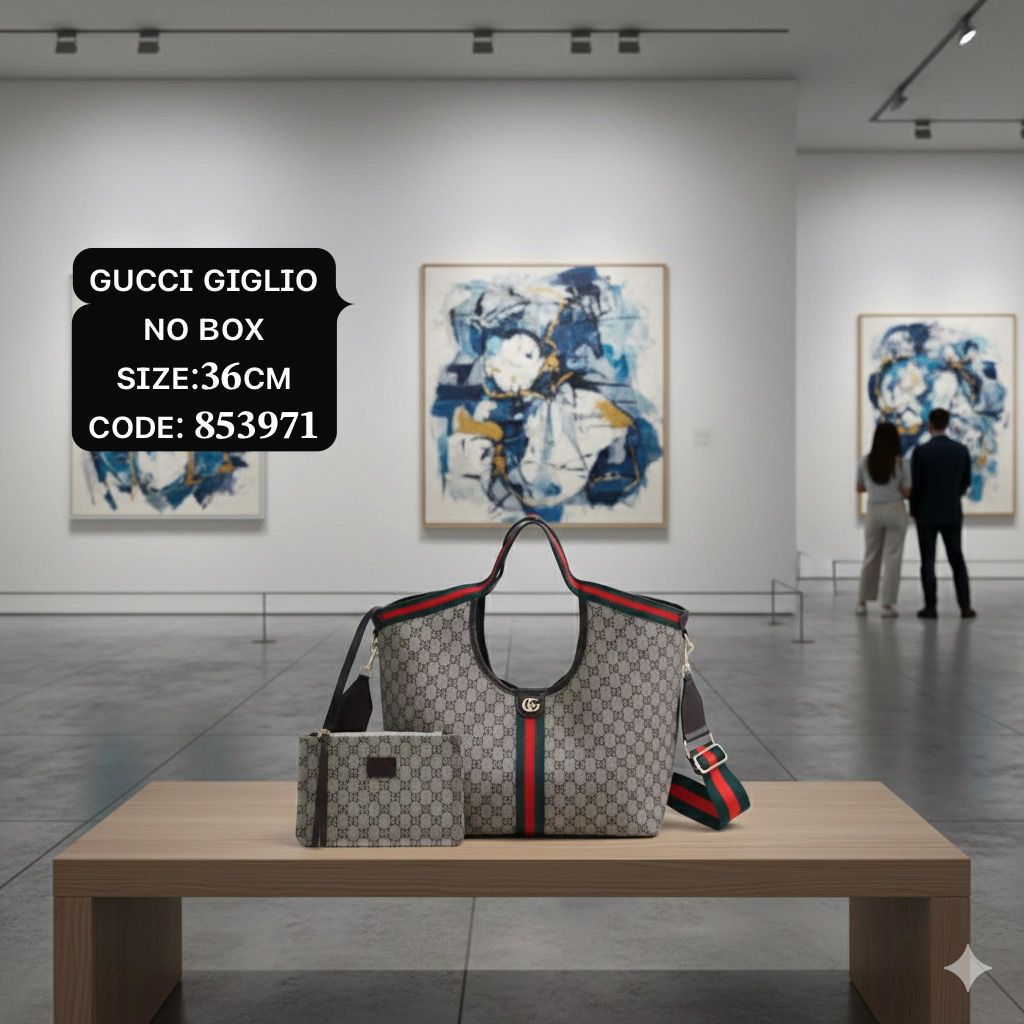 ɢᴜᴄᴄɪ ɢɪʟɪᴏ ᴛᴏᴛᴇ
ɴᴏ ʙᴏx
ʟᴇᴀᴛʜᴇʀ
sɪᴢᴇ:𝟑𝟔ᴄᴍ
CODE: 𝟖𝟓𝟑𝟗𝟕𝟏