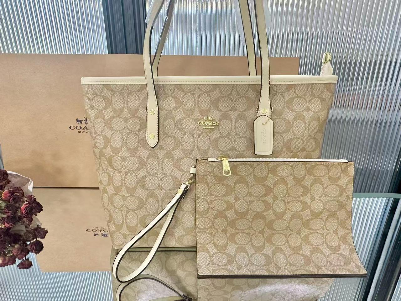 Best Quality Coach with best Quality