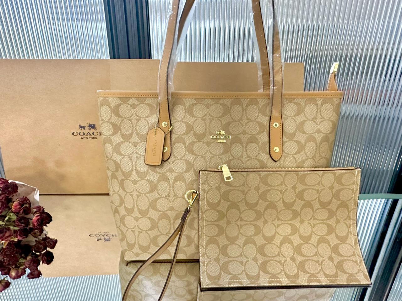 Best Quality Coach with best Quality