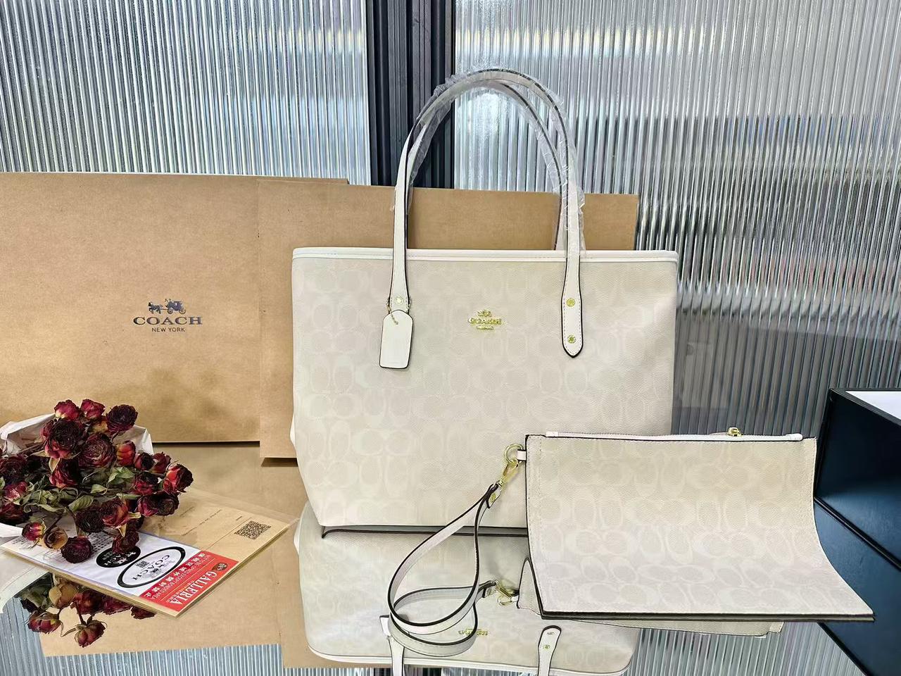 Best Quality Coach with best Quality