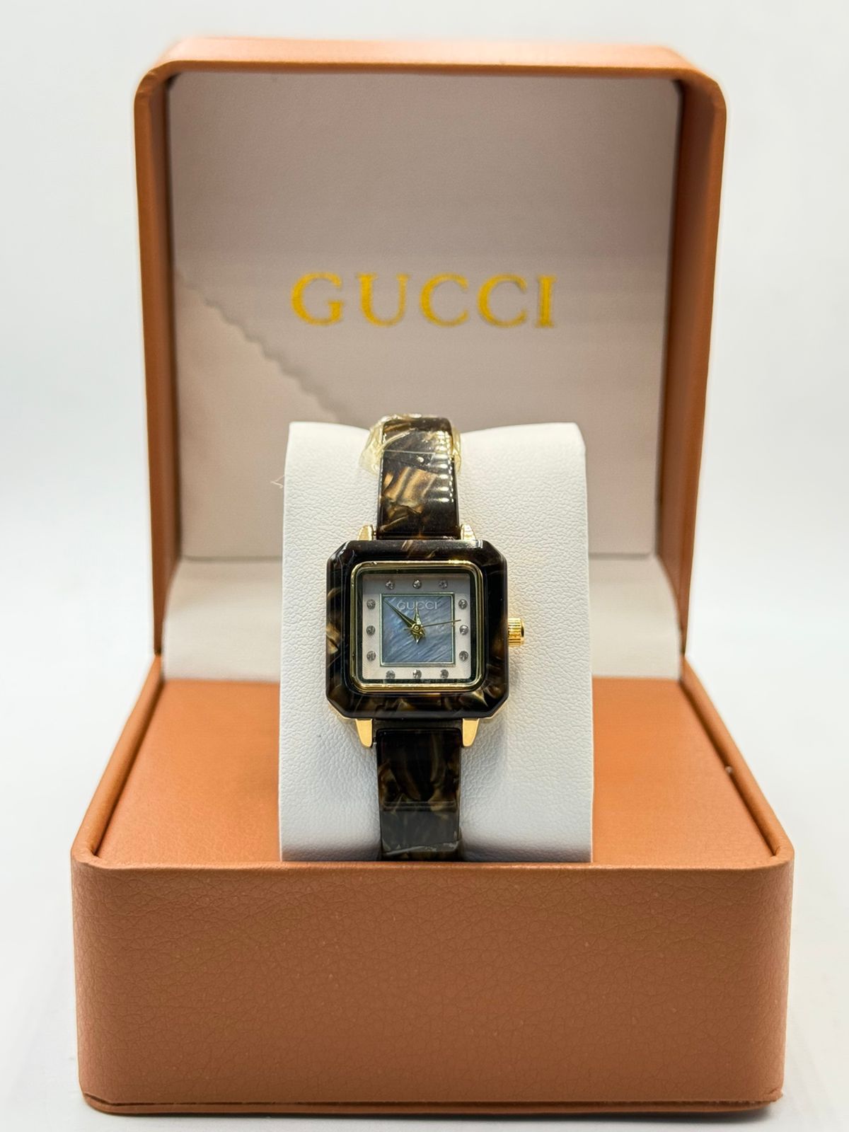 🌟Gucci Best Luxury Designer-Style Watch - Gold Chronograph Timepiece for Men & Women Quality Trending Watches 📈