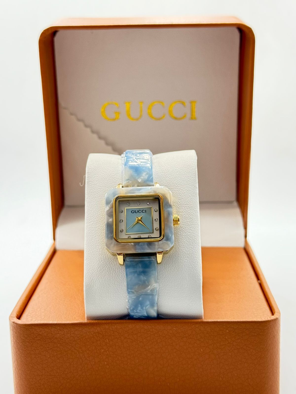 🌟Gucci Best Luxury Designer-Style Watch - Gold Chronograph Timepiece for Men & Women Quality Trending Watches 📈