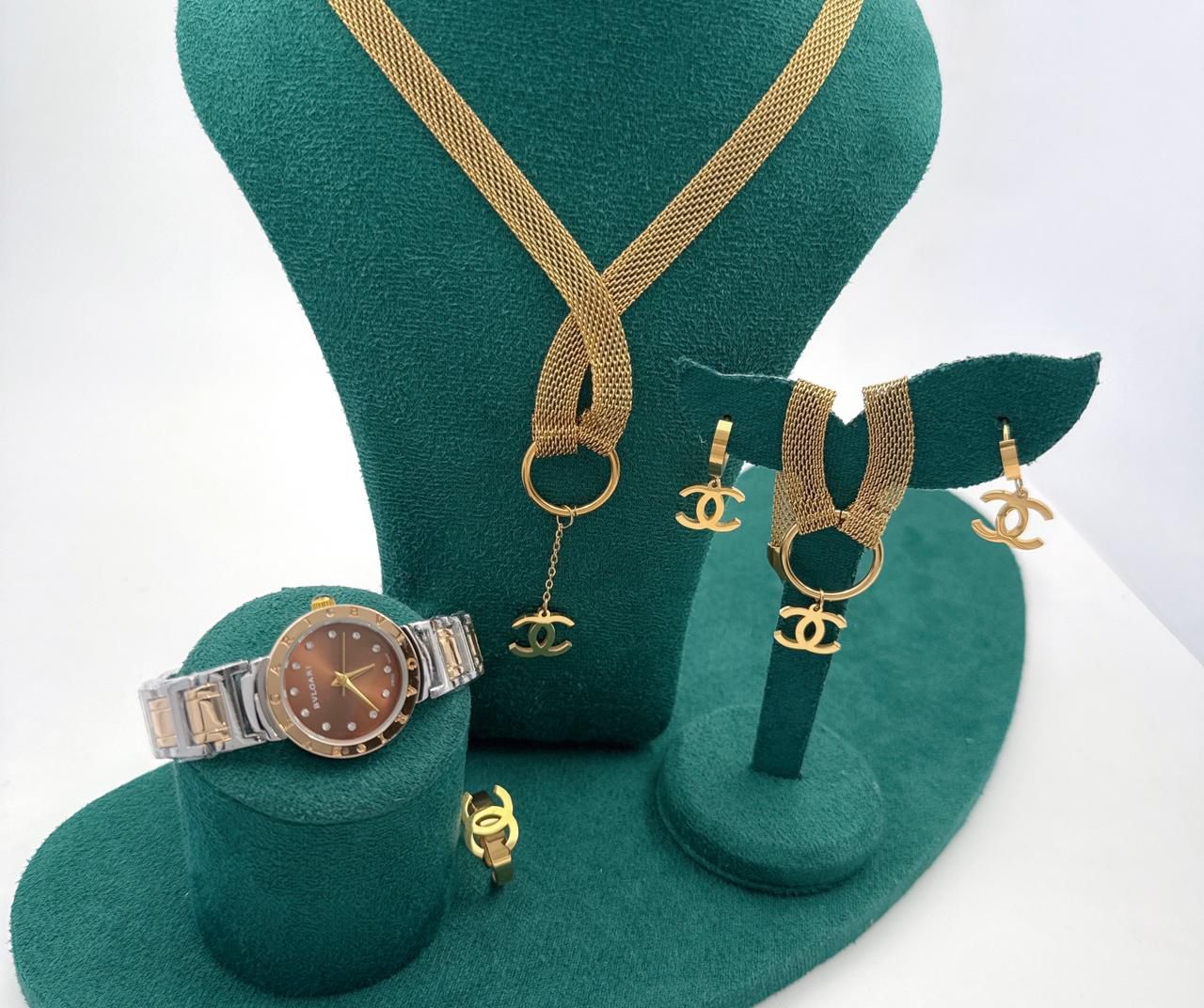 Premium Stainless Steel Watch - Classic Analog Timepiece with Date Display