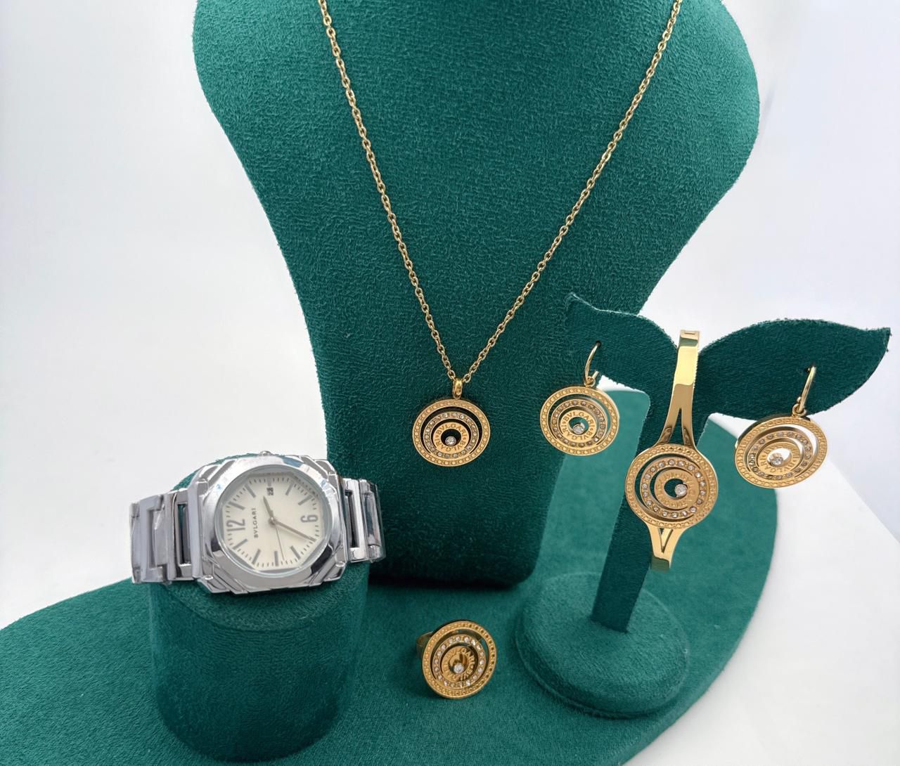 Premium Stainless Steel Watch - Classic Analog Timepiece with Date Display