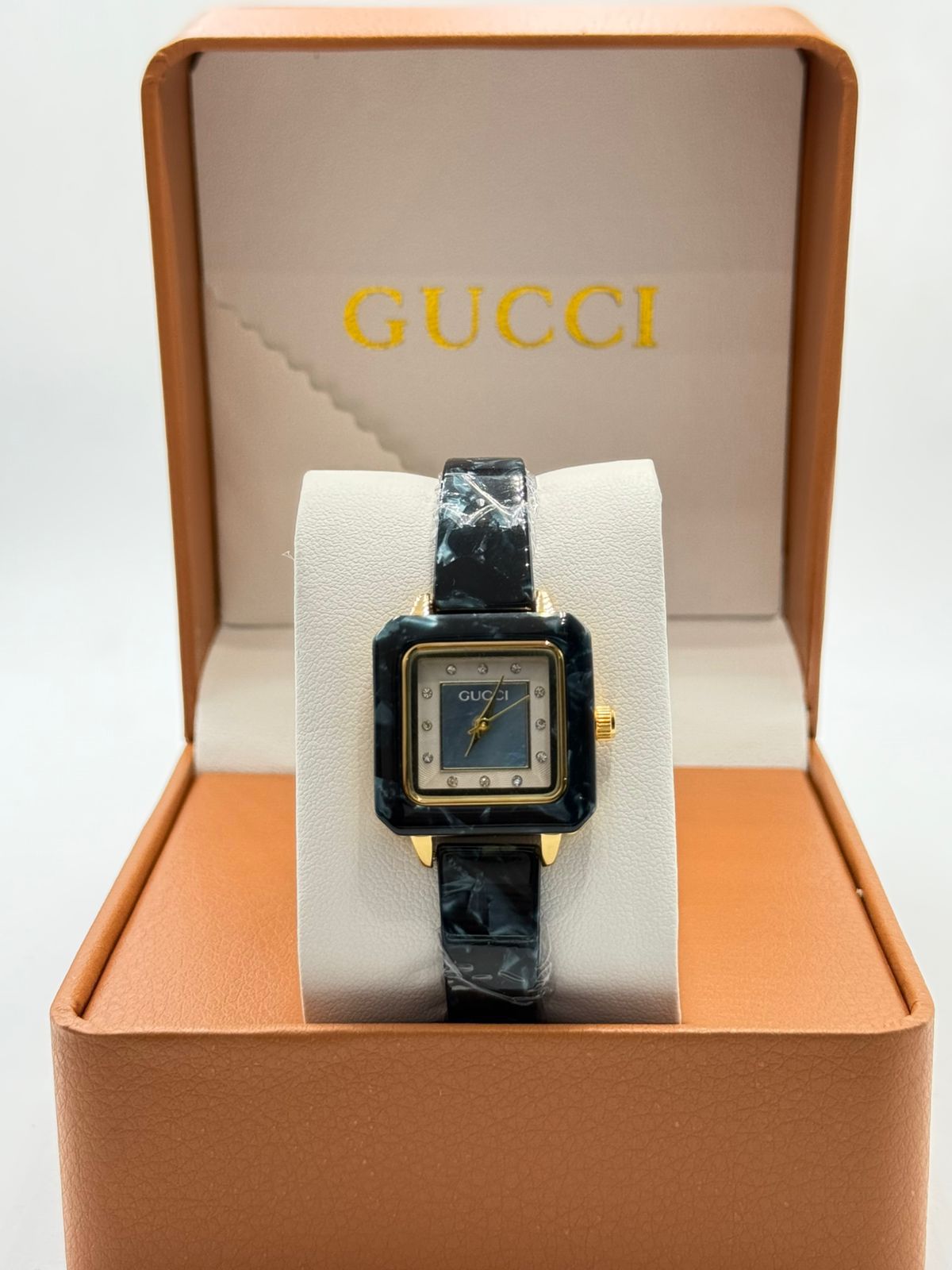 🌟Gucci Best Luxury Designer-Style Watch - Gold Chronograph Timepiece for Men & Women Quality Trending Watches 📈
