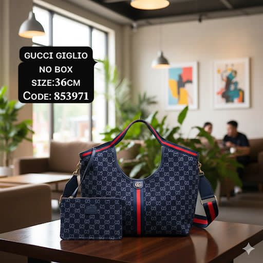 ɢᴜᴄᴄɪ ɢɪʟɪᴏ ᴛᴏᴛᴇ
ɴᴏ ʙᴏx
ʟᴇᴀᴛʜᴇʀ
sɪᴢᴇ:𝟑𝟔ᴄᴍ
CODE: 𝟖𝟓𝟑𝟗𝟕𝟏